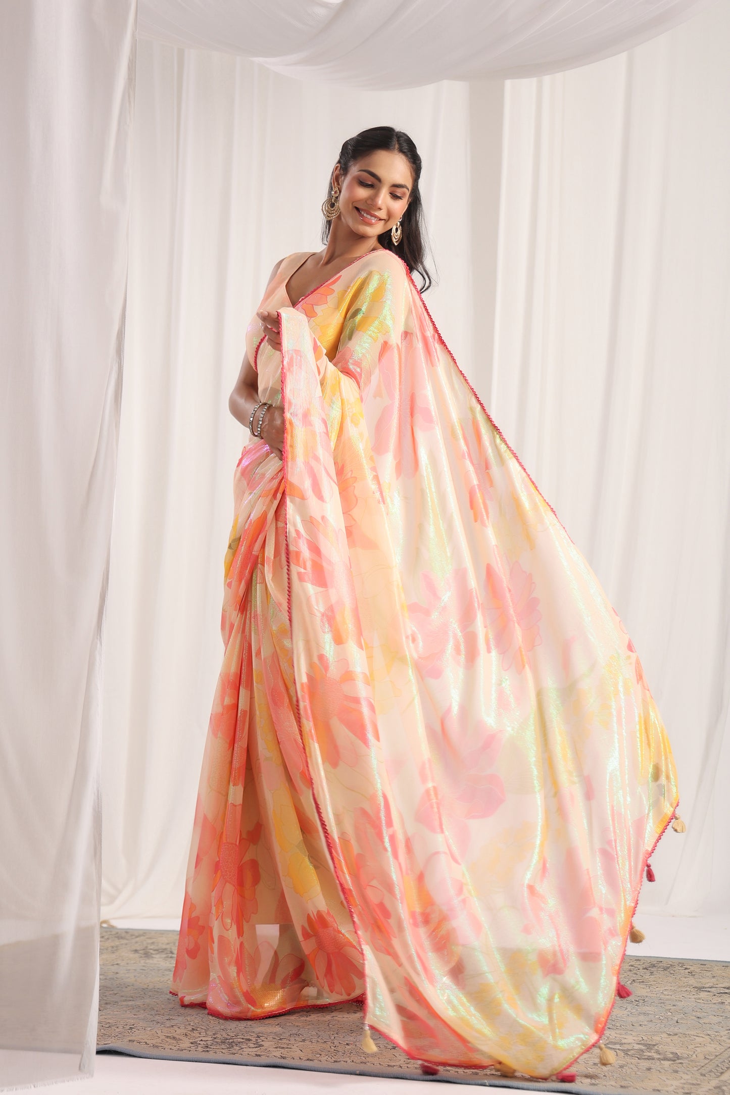 Mellow Floral printed Saree